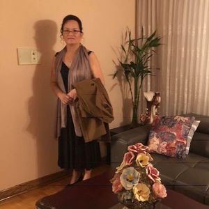 Meet your Posher, Linh